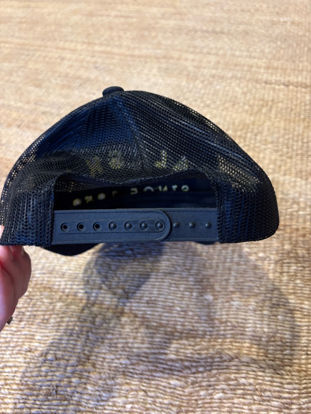 OTTO Black Hat with Yellow Alaska Embroidery - Picture 4 of 5